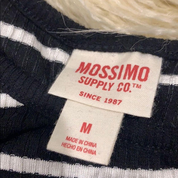 🎉ribbed cold shoulder top!🎉 - Picture 2 of 3